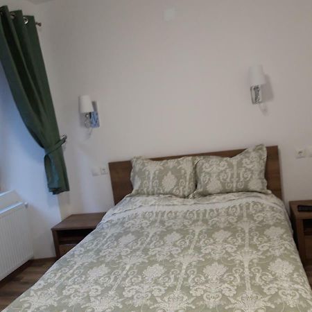Appartement Sara House à Bistriţa Chambre photo