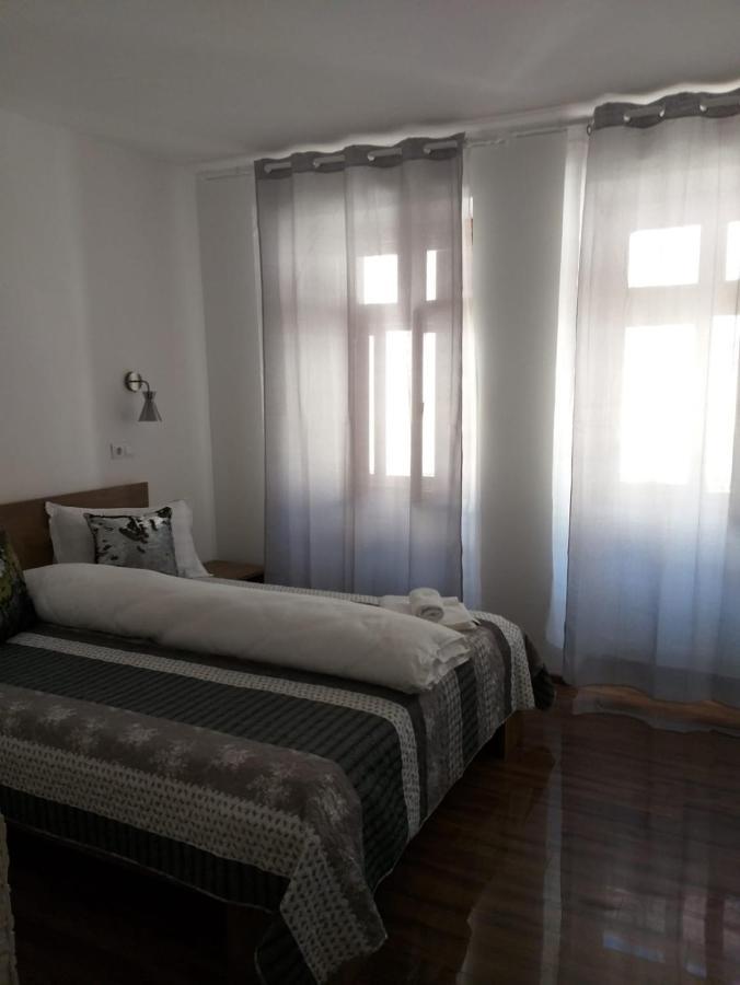 Appartement Sara House à Bistriţa Extérieur photo